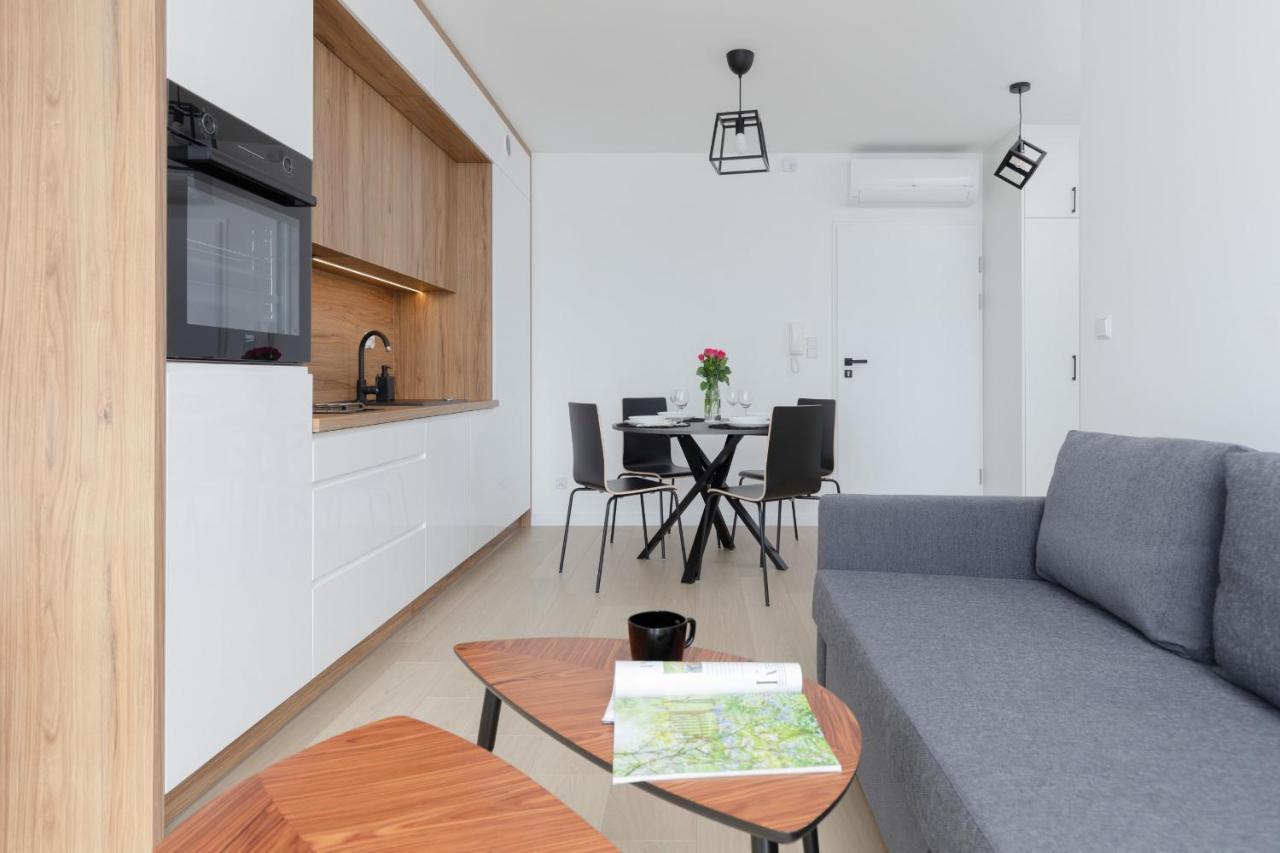 Posesja Kapitanska Przy Plazy Apartments Grzybowo By Noclegi Renters Buitenkant foto