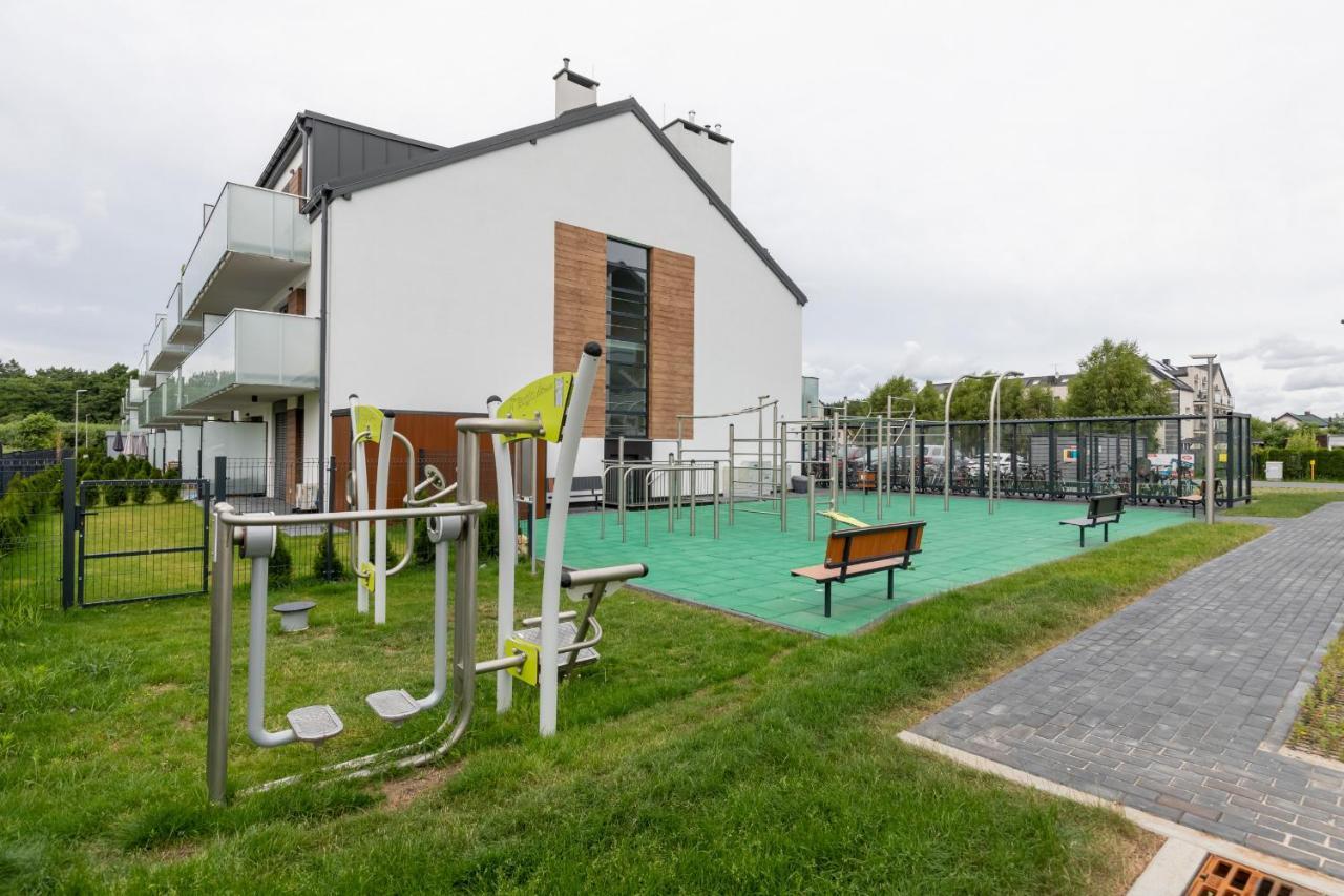 Posesja Kapitanska Przy Plazy Apartments Grzybowo By Noclegi Renters Buitenkant foto