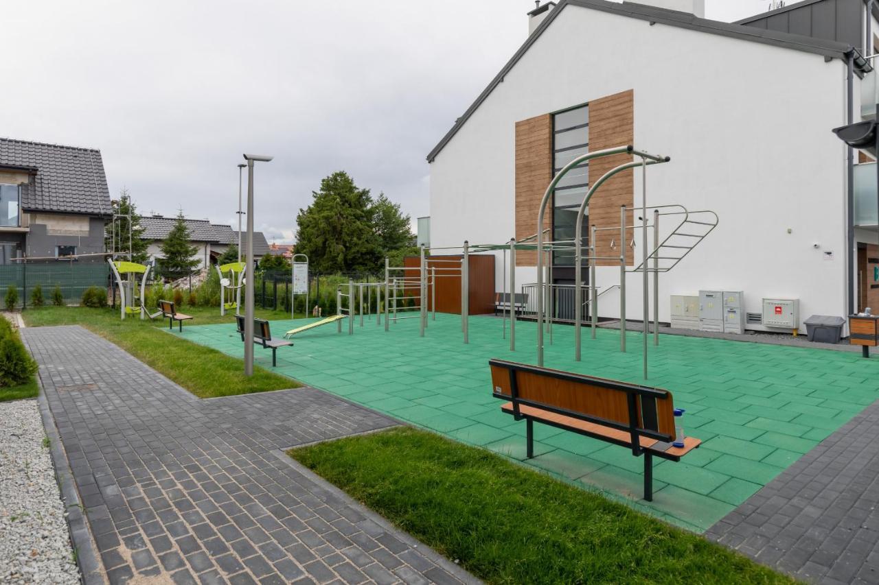 Posesja Kapitanska Przy Plazy Apartments Grzybowo By Noclegi Renters Buitenkant foto